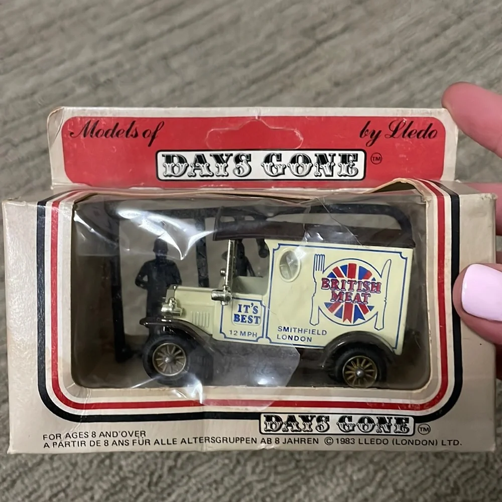 Days Gone British Meat vintage die cast car NWT